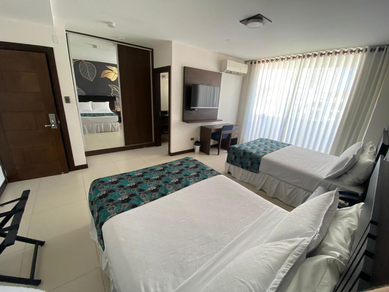 Mai Suites Apart Hotel Santa Cruz de La Sierra Bagian luar foto