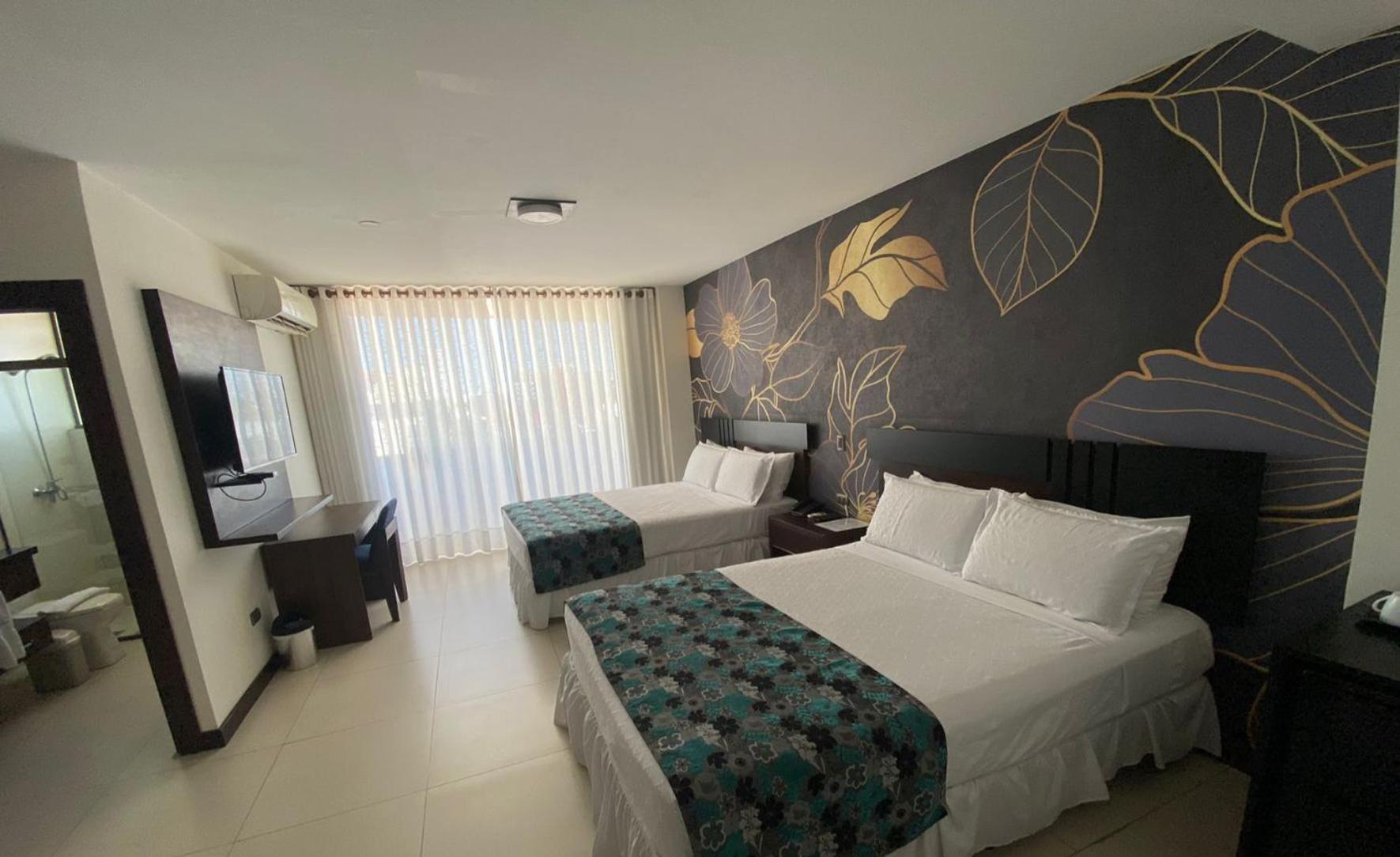 Mai Suites Apart Hotel Santa Cruz de La Sierra Bagian luar foto