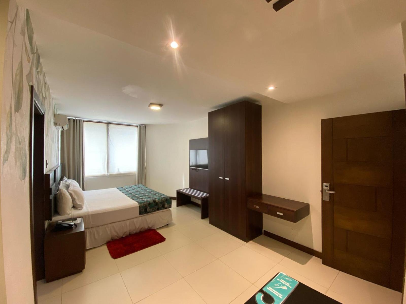 Mai Suites Apart Hotel Santa Cruz de La Sierra Bagian luar foto