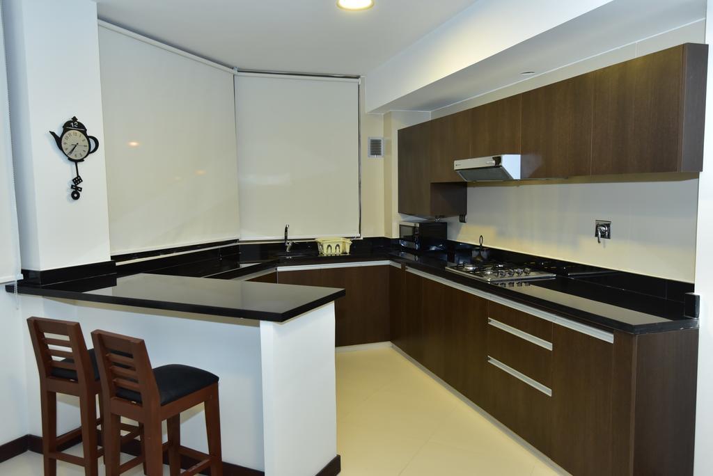 Mai Suites Apart Hotel Santa Cruz de La Sierra Bagian luar foto
