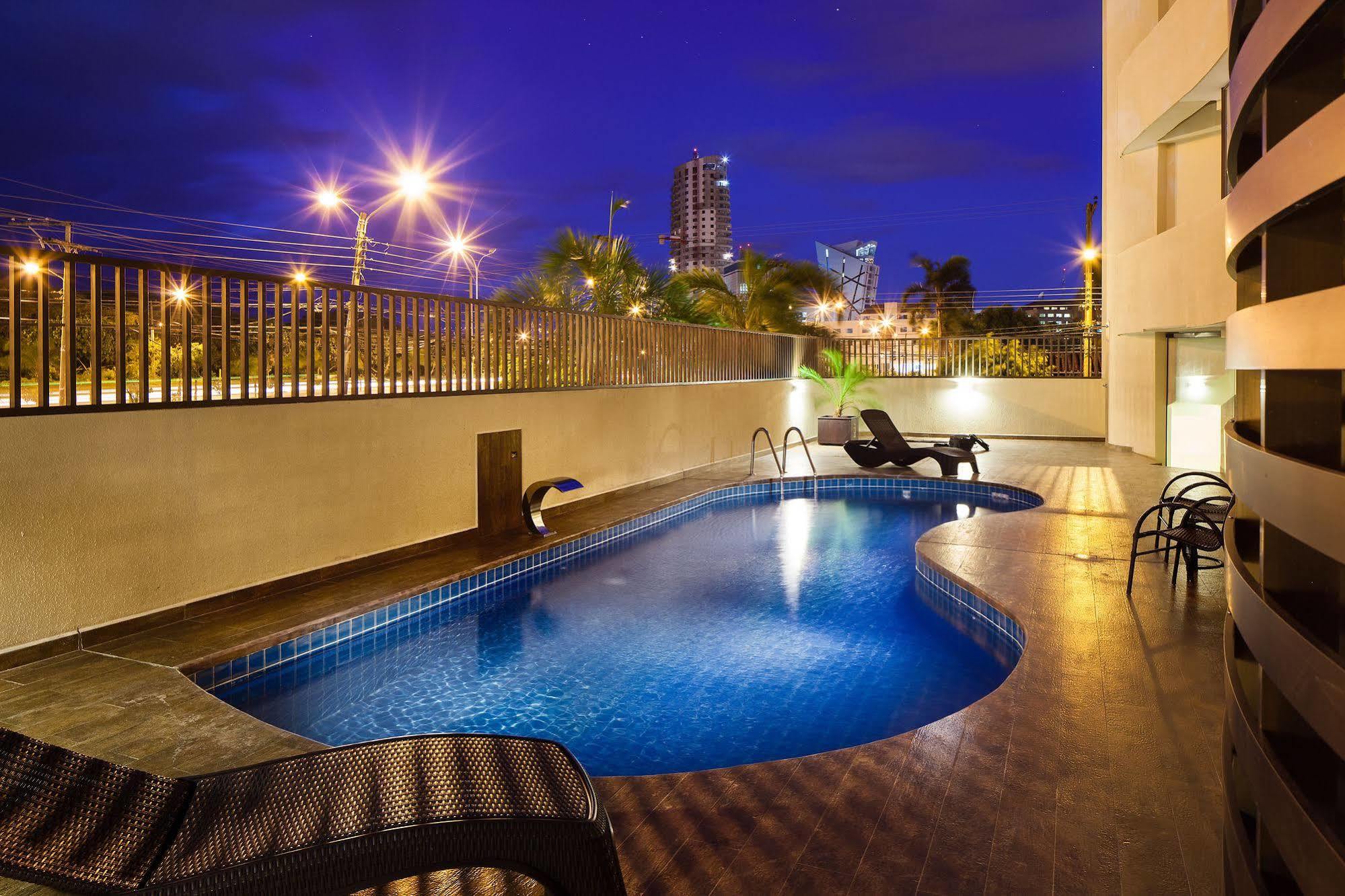 Mai Suites Apart Hotel Santa Cruz de La Sierra Bagian luar foto